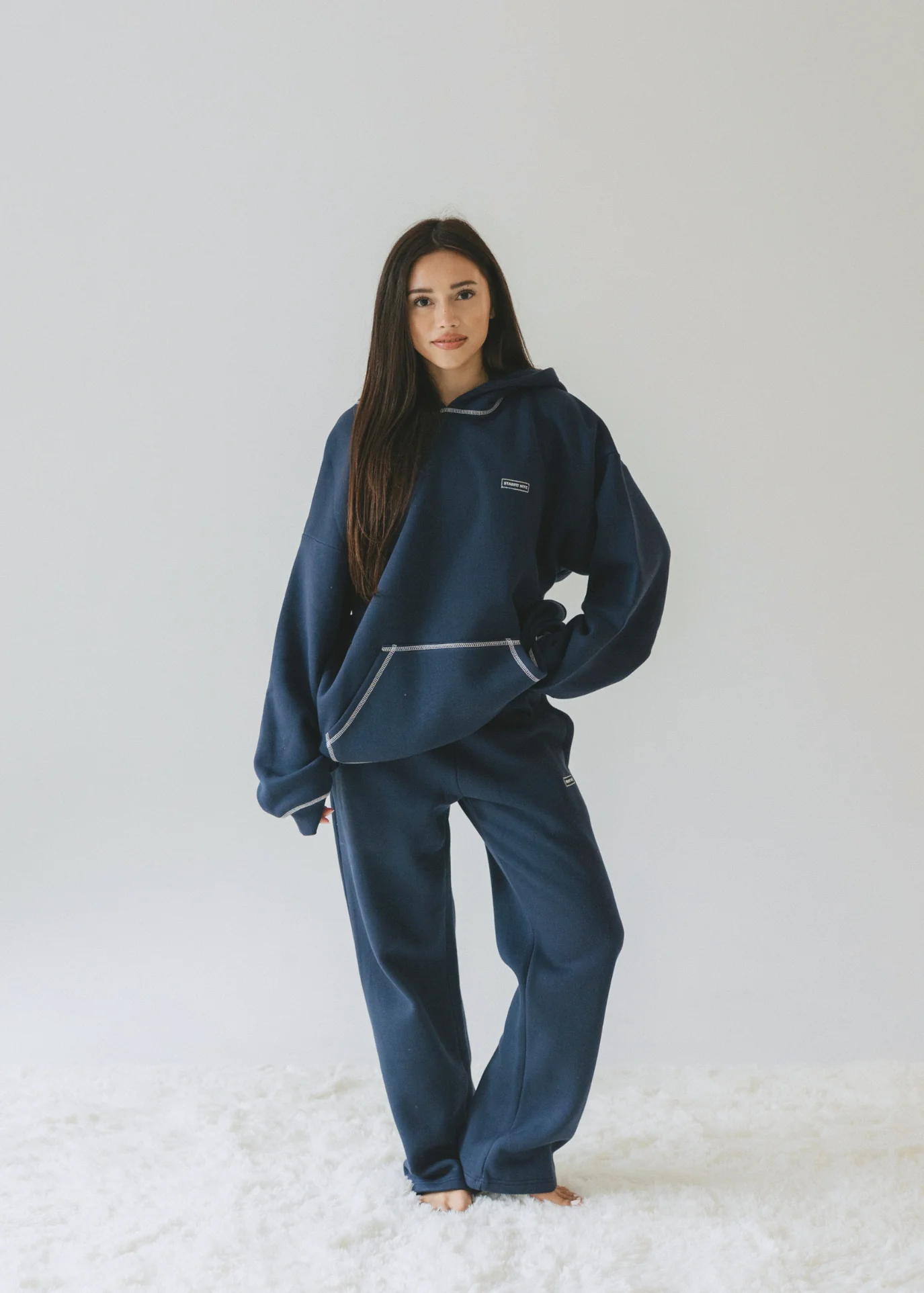 Contrast Open Sweats - Image 10